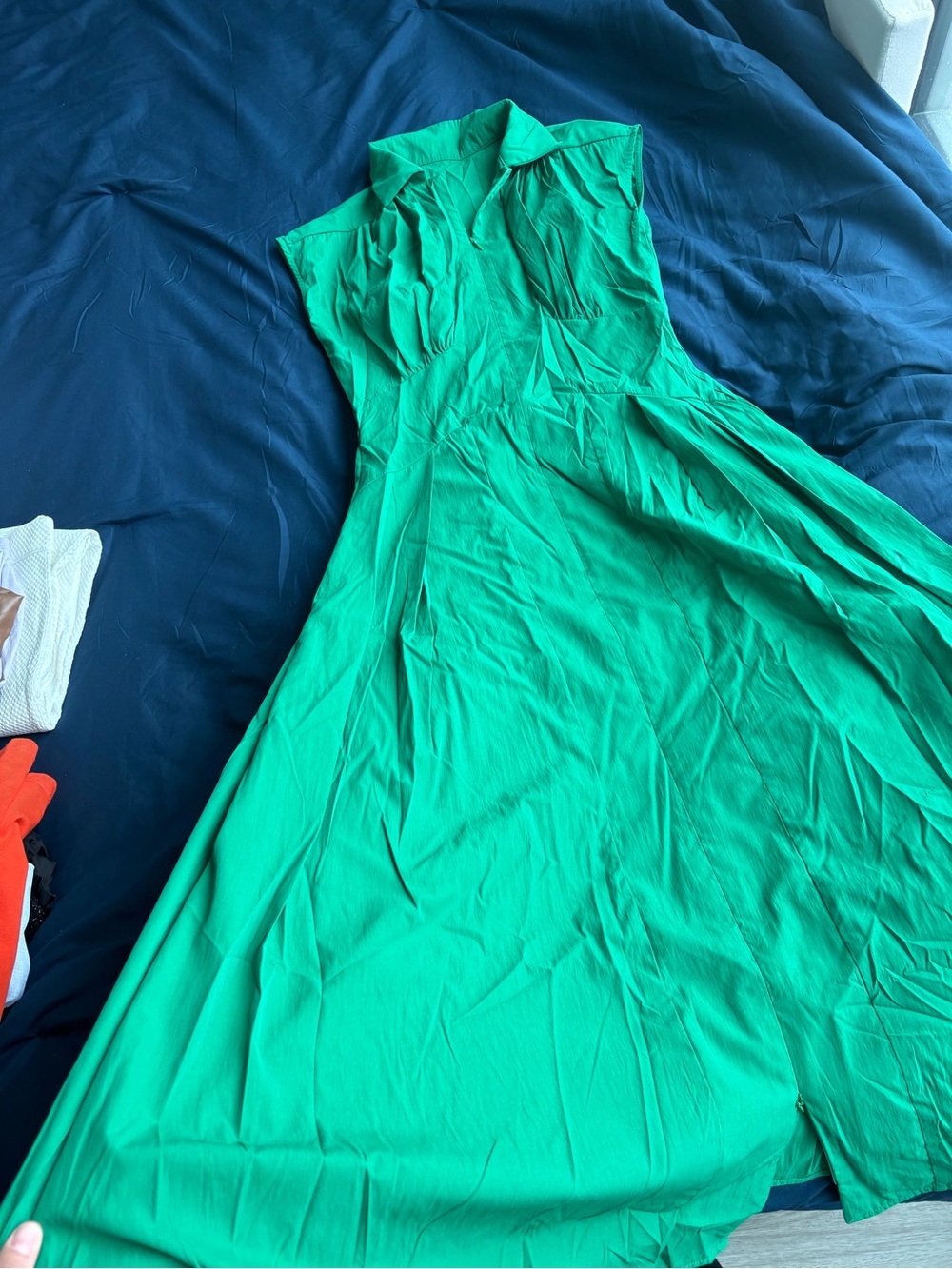 Size M- Sleeveless Collared Maxi Dress in Green - Picture 5 of 6